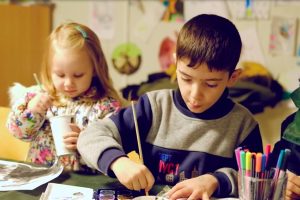 KuMo автобус: Ein KunstMobil für ukrainische Kinder