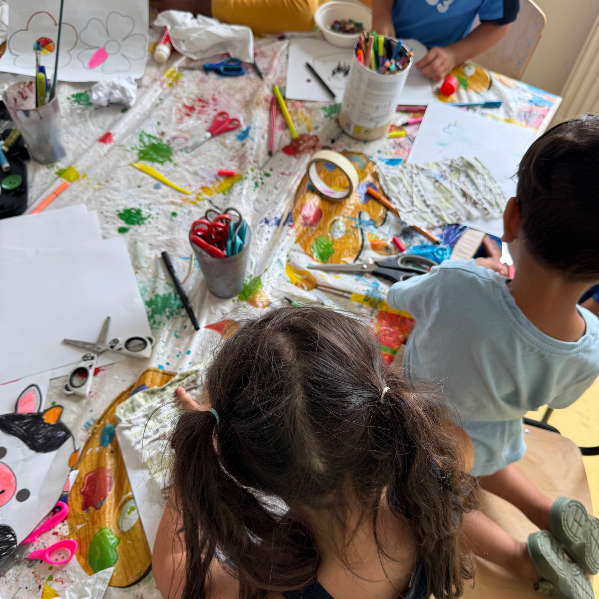 Du gehörst zu uns – Interkulturelles Kunst- und Empowerment-Projekt