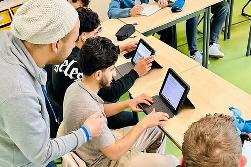 Musik-Projekte an Schulen in Düsseldorf mit dem MOVER