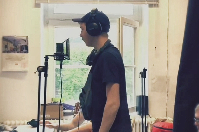 Bereiten sich auf den Live-Gig vor: Teilnehmer des Rap-Workshops von Krass