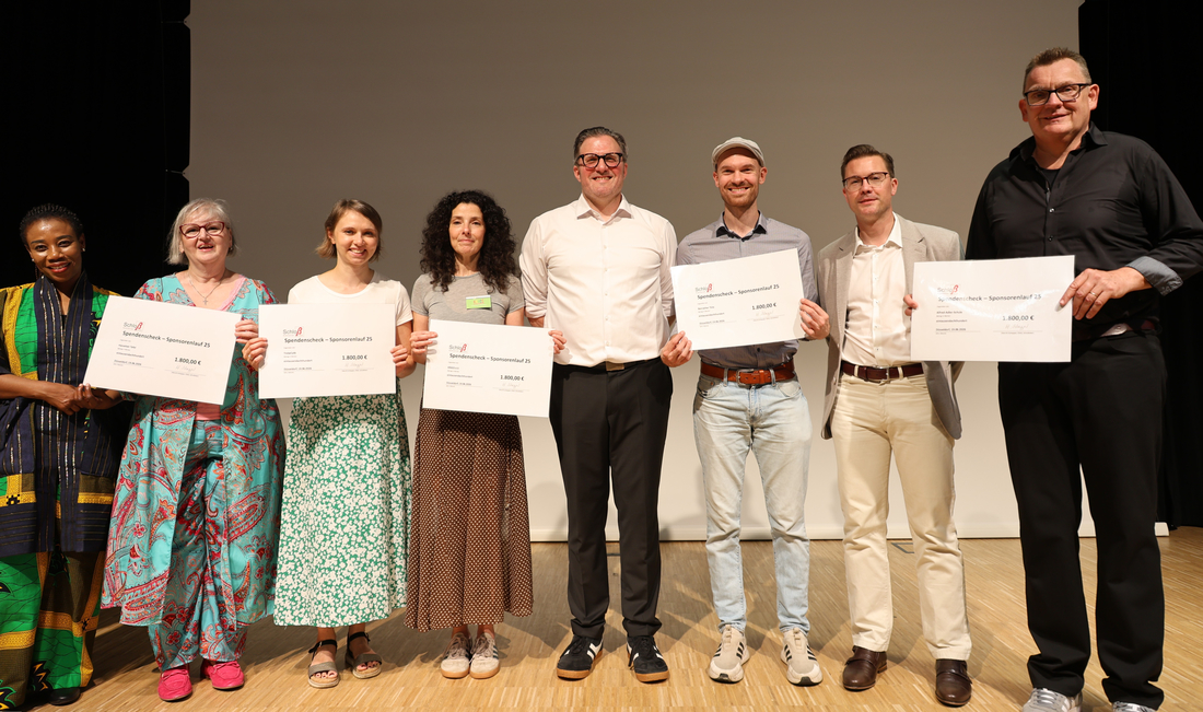 Schloß-Gala im Schloß-Gymnaisum Benrath: KRASS sagt danke!